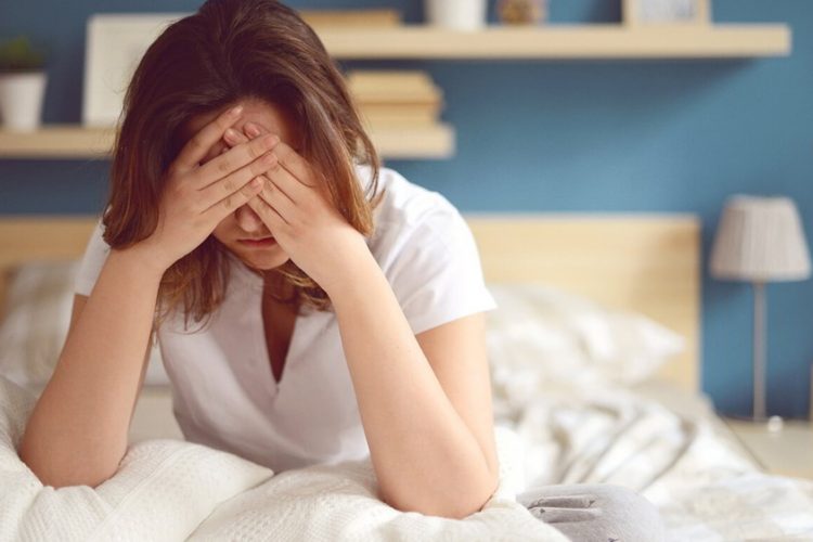 علت بی خوابی صبحگاهی چیست و چه درمانی دارد
