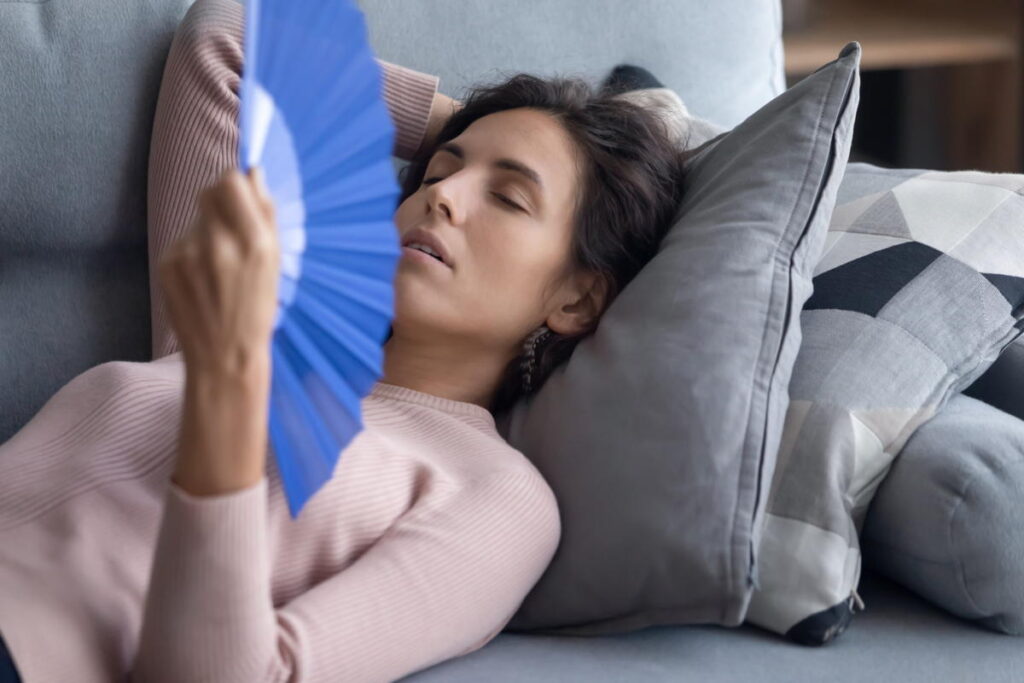 علت گرم شدن بدن هنگام خواب